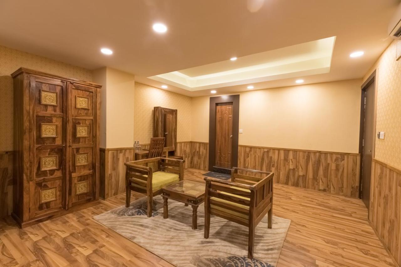 Capital O 624 Hotel Rudra View Pvt. Ltd. Pashupatinath Экстерьер фото